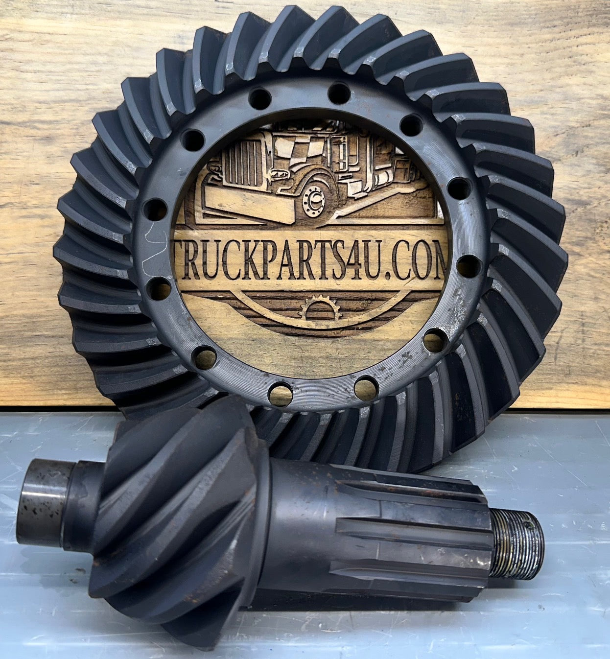 3785597 HO52 gear set – side view GM heavy-duty differential ring and pinion